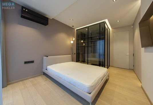 Продаж 4 кімнатної квартири (190/137/20), 8 пов. 11 пов. будинку, <a class="location-link" href="/kiev/" title="Недвижимость Київ">Київ</a>, <a class="location-link" href="/kiev/pecherskij/" title="Недвижимость Печерський район">Печерський р-н</a>, Буслівська вул., 15 (изображение 7)