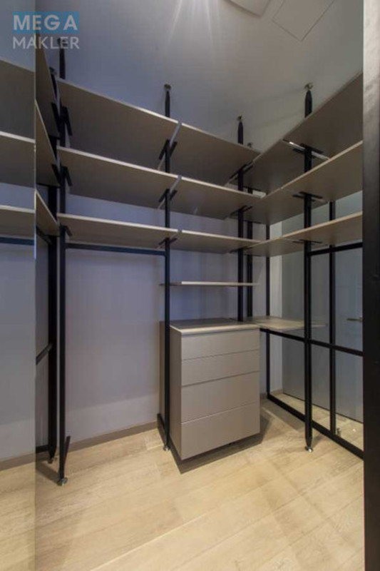 Продаж 4 кімнатної квартири (190/137/20), 8 пов. 11 пов. будинку, <a class="location-link" href="/kiev/" title="Недвижимость Київ">Київ</a>, <a class="location-link" href="/kiev/pecherskij/" title="Недвижимость Печерський район">Печерський р-н</a>, Буслівська вул., 15 (изображение 8)