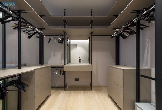 Продаж 4 кімнатної квартири (190/137/20), 8 пов. 11 пов. будинку, <a class="location-link" href="/kiev/" title="Недвижимость Київ">Київ</a>, <a class="location-link" href="/kiev/pecherskij/" title="Недвижимость Печерський район">Печерський р-н</a>, Буслівська вул., 15 (изображение 15)