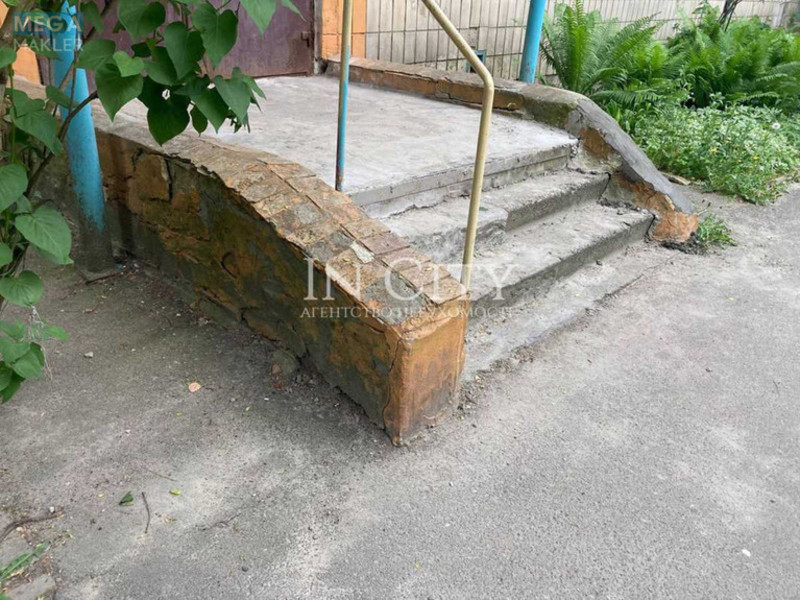 Продаж 2 кімнатної квартири (45,5/29,3/7,9), 3 пов. 5 пов. будинку, <a class="location-link" href="/kiev/" title="Недвижимость Київ">Київ</a>, <a class="location-link" href="/kiev/svyatoshinskij/" title="Недвижимость Святошинський район">Святошинський р-н</a>, Академика Доброхотова ул., 10 (изображение 17)