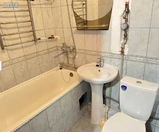 Продаж 2 кімнатної квартири (43/29/6,5), 5 пов. 5 пов. будинку, <a class="location-link" href="/kiev/" title="Недвижимость Київ">Київ</a>, <a class="location-link" href="/kiev/solomenskij/" title="Недвижимость Солом'янський район">Солом'янський р-н</a>, Миколи Шепелєва вул., 6 (изображение 3)