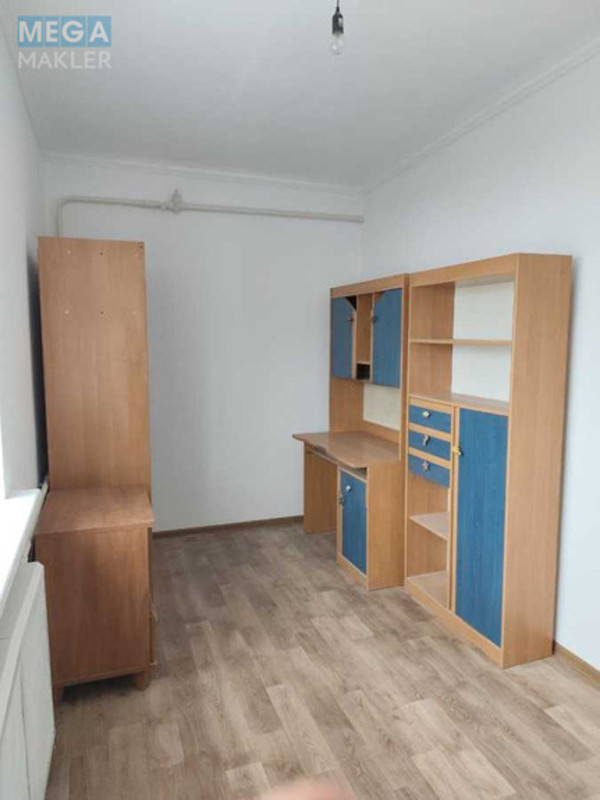 Продаж 2 кімнатної квартири (43/29/6,5), 5 пов. 5 пов. будинку, <a class="location-link" href="/kiev/" title="Недвижимость Київ">Київ</a>, <a class="location-link" href="/kiev/solomenskij/" title="Недвижимость Солом'янський район">Солом'янський р-н</a>, Миколи Шепелєва вул., 6 (изображение 4)