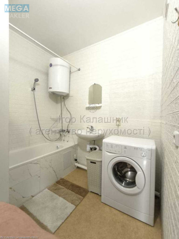 Оренда 2 кімнатної квартири, <a class="location-link" href="/kiev/" title="Недвижимость Київ">Київ</a>, <a class="location-link" href="/kiev/darnickij/" title="Недвижимость Дарницький район">Дарницький р-н</a>, Бориса Антоненка-Давидовича вул., 1 (изображение 18)