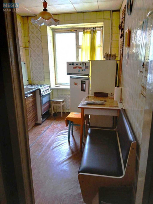 Оренда 3 кімнатної квартири, <a class="location-link" href="/kiev/" title="Недвижимость Київ">Київ</a>, <a class="location-link" href="/kiev/darnickij/" title="Недвижимость Дарницький район">Дарницький р-н</a>, Тростянецкая ул., 97 (изображение 2)