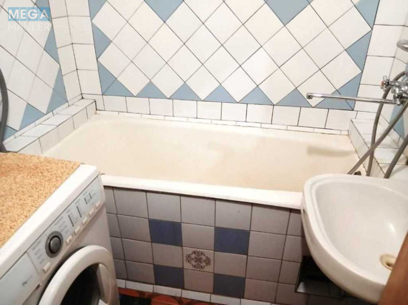 Оренда 3 кімнатної квартири, <a class="location-link" href="/kiev/" title="Недвижимость Київ">Київ</a>, <a class="location-link" href="/kiev/darnickij/" title="Недвижимость Дарницький район">Дарницький р-н</a>, Тростянецкая ул., 97 (изображение 18)