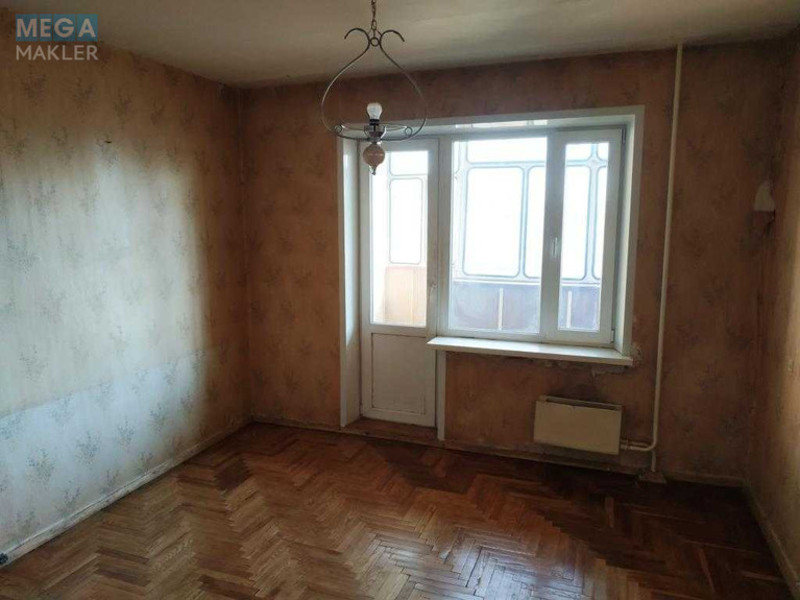 Продаж 1 кімнатної квартири (32/12/7), 9 пов. 10 пов. будинку, <a class="location-link" href="/kiev/" title="Недвижимость Київ">Київ</a>, <a class="location-link" href="/kiev/desnyanskij/" title="Недвижимость Деснянський район">Деснянський р-н</a>, Леоніда Бикова бульв., 7 (изображение 6)