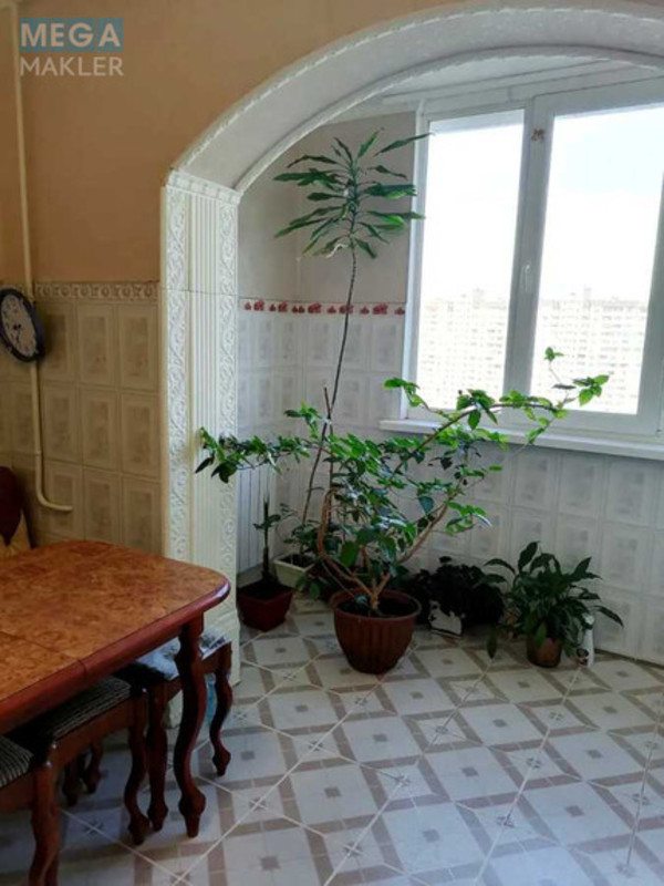 Оренда 2 кімнатної квартири, <a class="location-link" href="/kiev/" title="Недвижимость Київ">Київ</a>, <a class="location-link" href="/kiev/desnyanskij/" title="Недвижимость Деснянський район">Деснянський р-н</a>, Радунська вул., 32 (изображение 11)