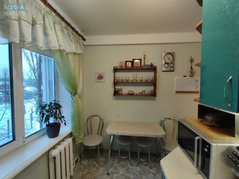 Продаж 2 кімнатної квартири (46/30/8), 3 пов. 5 пов. будинку, <a class="location-link" href="/kiev/" title="Недвижимость Київ">Київ</a>, <a class="location-link" href="/kiev/desnyanskij/" title="Недвижимость Деснянський район">Деснянський р-н</a>, Братиславская ул., 10 (изображение 3)