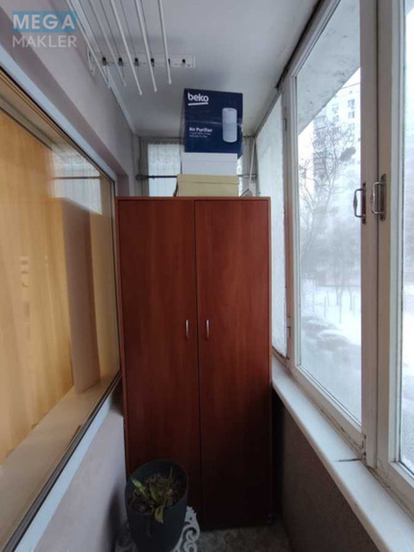 Продаж 2 кімнатної квартири (46/30/8), 3 пов. 5 пов. будинку, <a class="location-link" href="/kiev/" title="Недвижимость Київ">Київ</a>, <a class="location-link" href="/kiev/desnyanskij/" title="Недвижимость Деснянський район">Деснянський р-н</a>, Братиславская ул., 10 (изображение 10)