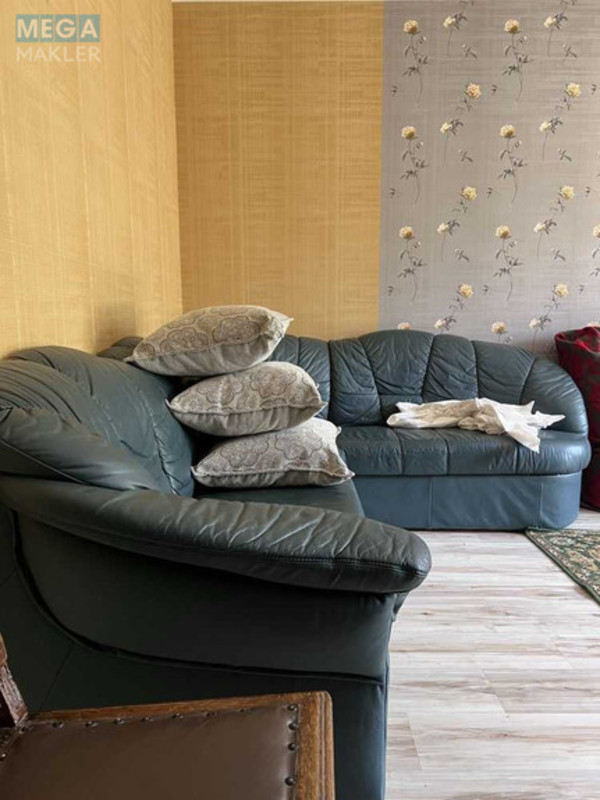 Продаж дома, 2&nbsp;поверху, 383&nbsp;кв.м, 5&nbsp;кімнат, ділянка 16&nbsp;соток, <a class="location-link" href="/podgorcy-selo/" title="Недвижимость Підгірці">Підгірці</a>, Київська (изображение 3)