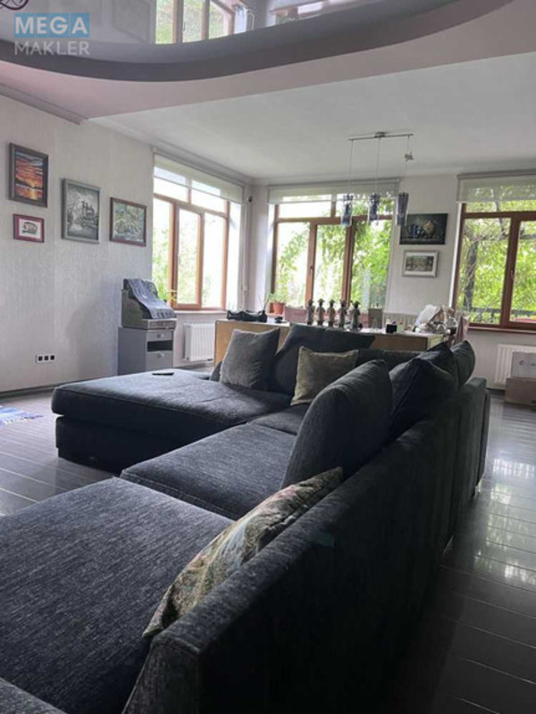 Продаж дома, 2&nbsp;поверху, 383&nbsp;кв.м, 5&nbsp;кімнат, ділянка 16&nbsp;соток, <a class="location-link" href="/podgorcy-selo/" title="Недвижимость Підгірці">Підгірці</a>, Київська (изображение 6)