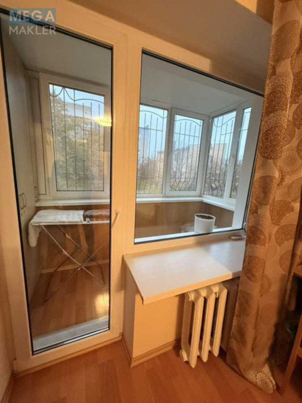 Продаж 3 кімнатної квартири (57/37/6), 2 пов. 5 пов. будинку, <a class="location-link" href="/ilichevsk/" title="Недвижимость Іллічівськ">Іллічівськ</a>, Парковая, 12 (изображение 5)