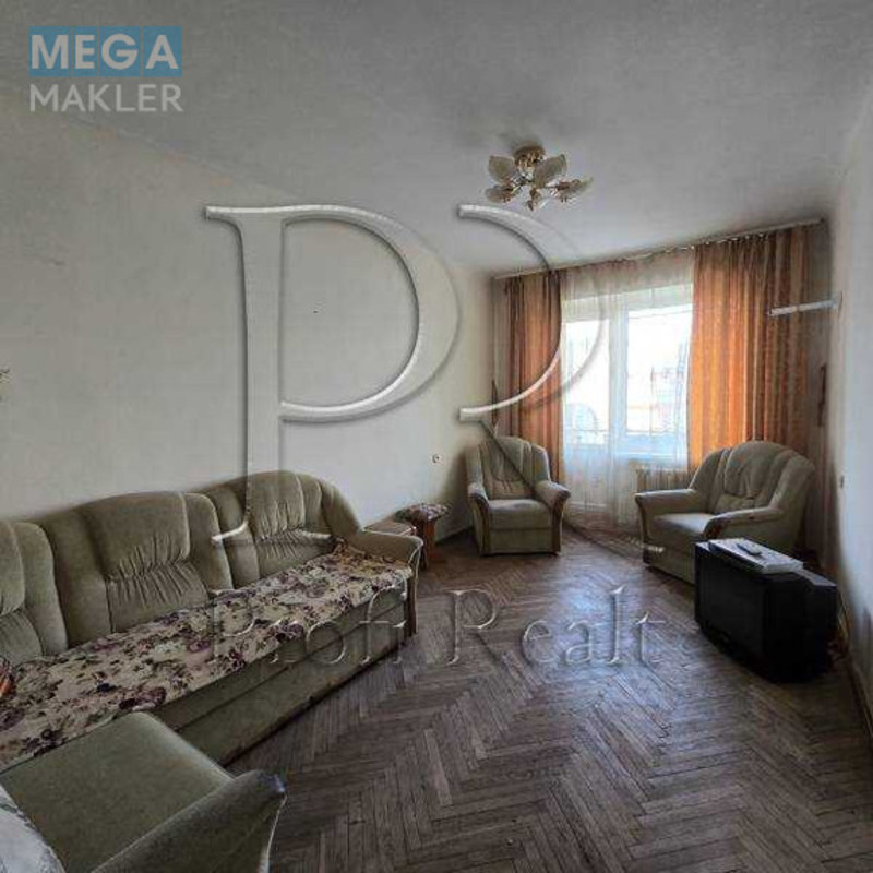 Продаж 3 кімнатної квартири (81/50/7), 8 пов. 9 пов. будинку, <a class="location-link" href="/kiev/" title="Недвижимость Київ">Київ</a>, <a class="location-link" href="/kiev/solomenskij/" title="Недвижимость Солом'янський район">Солом'янський р-н</a>, Липківського Василя Митрополита вулиця, 37 (изображение 9)