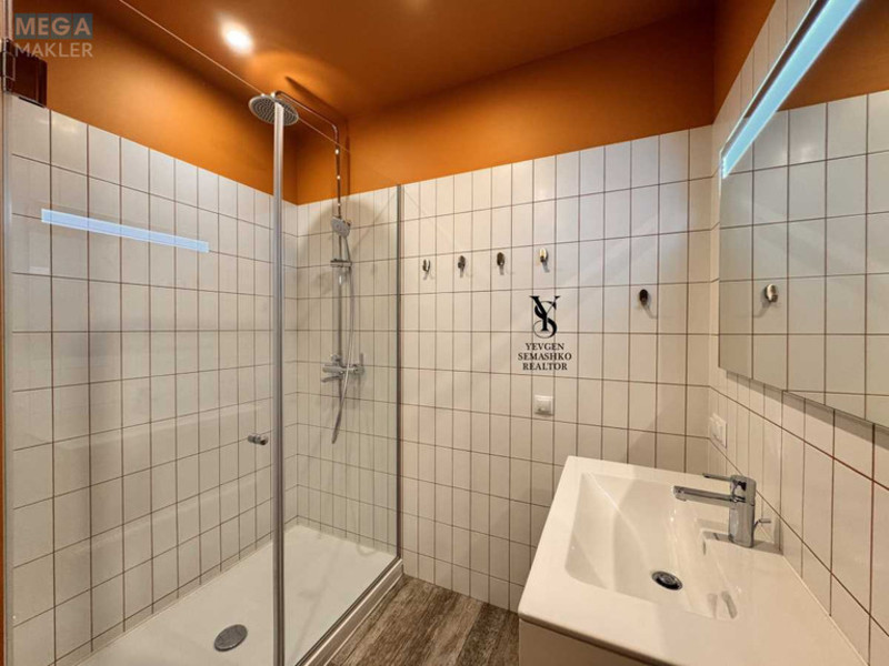 Оренда 2 кімнатної квартири, <a class="location-link" href="/kiev/" title="Недвижимость Київ">Київ</a>, <a class="location-link" href="/kiev/goloseevskij/" title="Недвижимость Голосіївський район">Голосіївський р-н</a>, Антоновича вул., 74 (изображение 9)