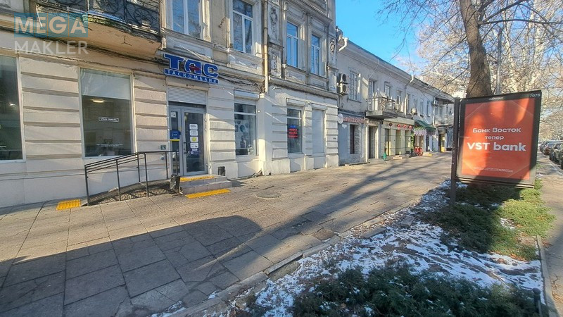 Оренда приміщення у нежитловому будинку, под магазин-офис-склад-производство, свіжий ремонт, <a class="location-link" href="/odessa/" title="Недвижимость Одеса">Одеса</a>, <a class="location-link" href="/odessa/primorskij/" title="Недвижимость Приморський район">Приморський р-н</a>, Італійський бульвар, 54 (изображение 4)