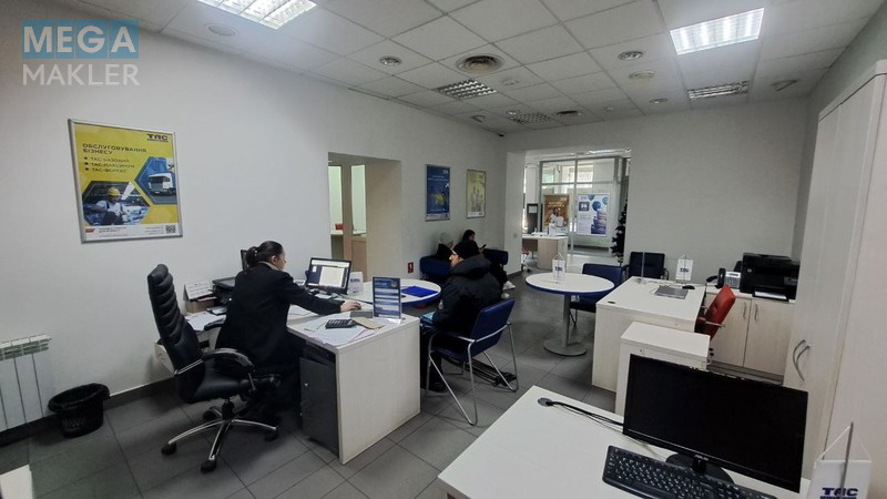 Оренда приміщення у нежитловому будинку, под магазин-офис-склад-производство, свіжий ремонт, <a class="location-link" href="/odessa/" title="Недвижимость Одеса">Одеса</a>, <a class="location-link" href="/odessa/primorskij/" title="Недвижимость Приморський район">Приморський р-н</a>, Італійський бульвар, 54 (изображение 9)