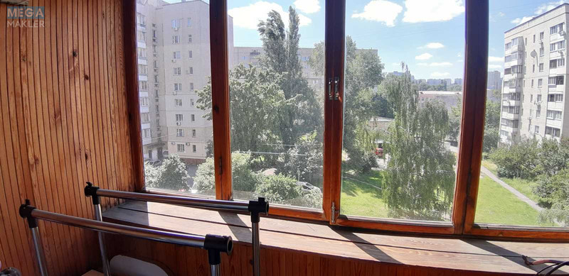 Оренда 3 кімнатної квартири, <a class="location-link" href="/kiev/" title="Недвижимость Київ">Київ</a>, <a class="location-link" href="/kiev/obolonskij/" title="Недвижимость Оболонський район">Оболонський р-н</a>, Казанская ул., 18 (изображение 8)