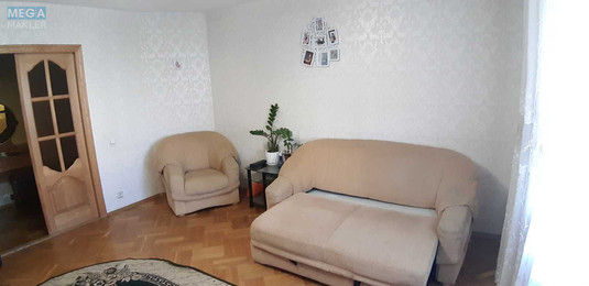 Оренда 3 кімнатної квартири, <a class="location-link" href="/kiev/" title="Недвижимость Київ">Київ</a>, <a class="location-link" href="/kiev/obolonskij/" title="Недвижимость Оболонський район">Оболонський р-н</a>, Казанская ул., 18 (изображение 24)