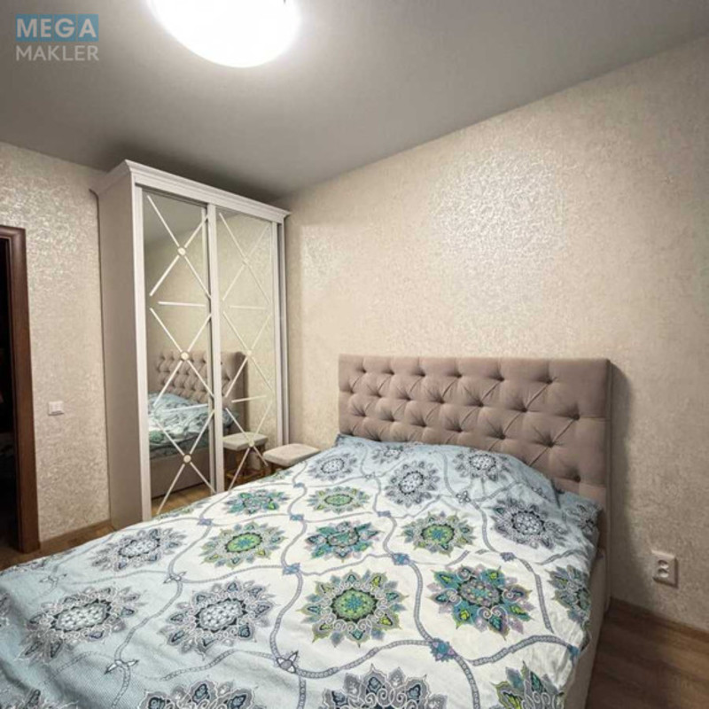 Оренда 3 кімнатної квартири, <a class="location-link" href="/kiev/" title="Недвижимость Київ">Київ</a>, <a class="location-link" href="/kiev/solomenskij/" title="Недвижимость Солом'янський район">Солом'янський р-н</a>, Гарматна вул., 38 (изображение 12)