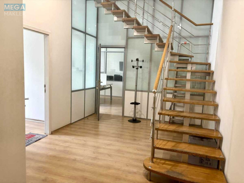 Оренда комерційної нерухомості, 75&nbsp;кв.м, под офис, <a class="location-link" href="/kiev/" title="Недвижимость Київ">Київ</a>, <a class="location-link" href="/kiev/shevchenkovskij/" title="Недвижимость Шевченківський район">Шевченківський р-н</a>, Саксаганського вул., 147 (изображение 6)