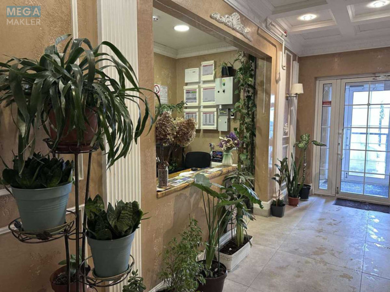 Оренда 3 кімнатної квартири, <a class="location-link" href="/kiev/" title="Недвижимость Київ">Київ</a>, <a class="location-link" href="/kiev/goloseevskij/" title="Недвижимость Голосіївський район">Голосіївський р-н</a>, Михайла Максимовича вул., 24а (изображение 20)