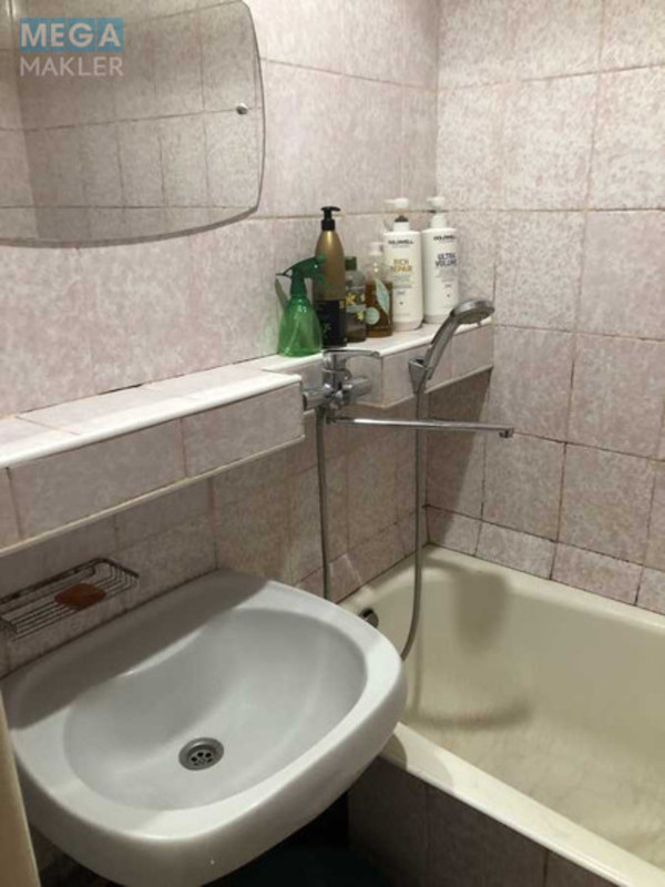 Оренда 2 кімнатної квартири, <a class="location-link" href="/kiev/" title="Недвижимость Київ">Київ</a>, <a class="location-link" href="/kiev/desnyanskij/" title="Недвижимость Деснянський район">Деснянський р-н</a>, Оноре де Бальзака вул., 56 (изображение 16)