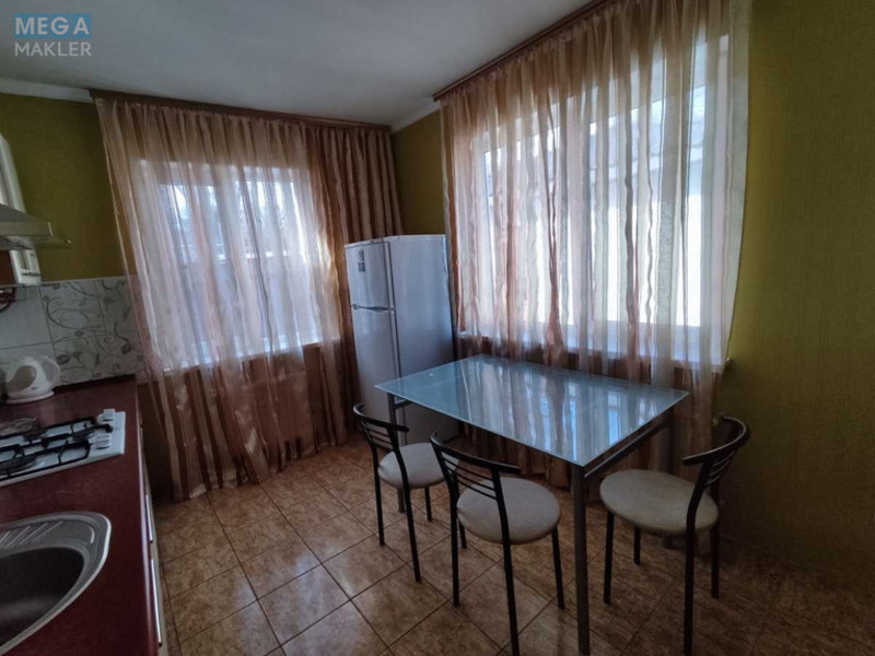 Оренда 1 кімнатної квартири, <a class="location-link" href="/odessa/" title="Недвижимость Одеса">Одеса</a>, <a class="location-link" href="/odessa/primorskij/" title="Недвижимость Приморський район">Приморський р-н</a>, Адмиральский проспект, 13 (изображение 9)