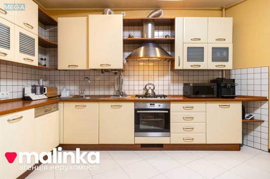 Продаж 3 кімнатної квартири (99/56/18), 4 пов. 5 пов. будинку, <a class="location-link" href="/lviv/" title="Недвижимость Львів">Львів</a>, <a class="location-link" href="/lviv/frankovskij/" title="Недвижимость Франківський район">Франківський р-н</a>, Єфремова, 13 (изображение 13)