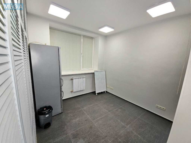 Оренда комерційної нерухомості, 80&nbsp;кв.м, под офис, <a class="location-link" href="/kiev/" title="Недвижимость Київ">Київ</a>, <a class="location-link" href="/kiev/pecherskij/" title="Недвижимость Печерський район">Печерський р-н</a>, Шелковичная ул., 7а (изображение 7)