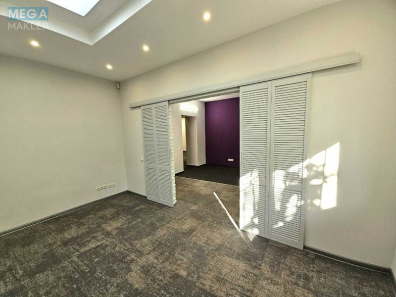 Оренда комерційної нерухомості, 80&nbsp;кв.м, под офис, <a class="location-link" href="/kiev/" title="Недвижимость Київ">Київ</a>, <a class="location-link" href="/kiev/pecherskij/" title="Недвижимость Печерський район">Печерський р-н</a>, Шелковичная ул., 7а (изображение 11)