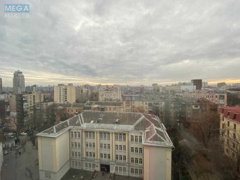 Продаж 3 кімнатної квартири (107/72/12), 7 пов. 12 пов. будинку, <a class="location-link" href="/kiev/" title="Недвижимость Київ">Київ</a>, <a class="location-link" href="/kiev/shevchenkovskij/" title="Недвижимость Шевченківський район">Шевченківський р-н</a>, Бульварно-Кудрявская ул., 15 (изображение 8)