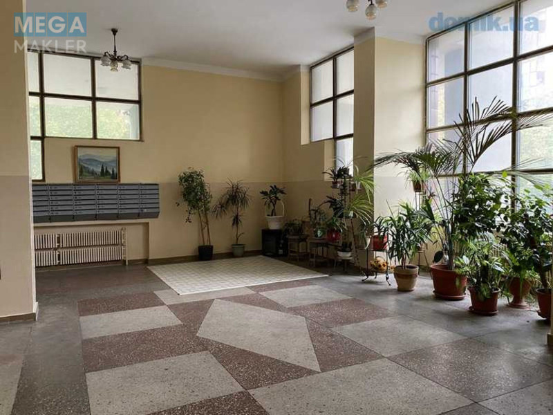 Оренда 3 кімнатної квартири, <a class="location-link" href="/kiev/" title="Недвижимость Київ">Київ</a>, <a class="location-link" href="/kiev/pecherskij/" title="Недвижимость Печерський район">Печерський р-н</a>, Леси Украинки бульв., 21Б (изображение 20)