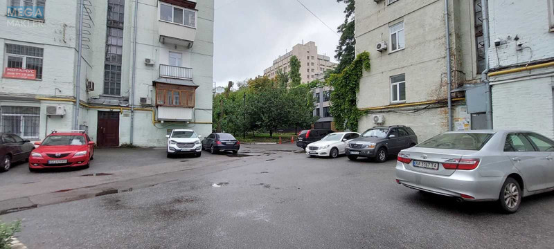 Продаж комерційної нерухомості, 35&nbsp;кв.м, под офис, <a class="location-link" href="/kiev/" title="Недвижимость Київ">Київ</a>, <a class="location-link" href="/kiev/pecherskij/" title="Недвижимость Печерський район">Печерський р-н</a>, Михаила Грушевского ул., 28/2 (изображение 4)