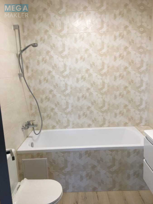 Оренда 2 кімнатної квартири, <a class="location-link" href="/kiev/" title="Недвижимость Київ">Київ</a>, <a class="location-link" href="/kiev/goloseevskij/" title="Недвижимость Голосіївський район">Голосіївський р-н</a>, Академика Глушкова просп., 9д (изображение 7)