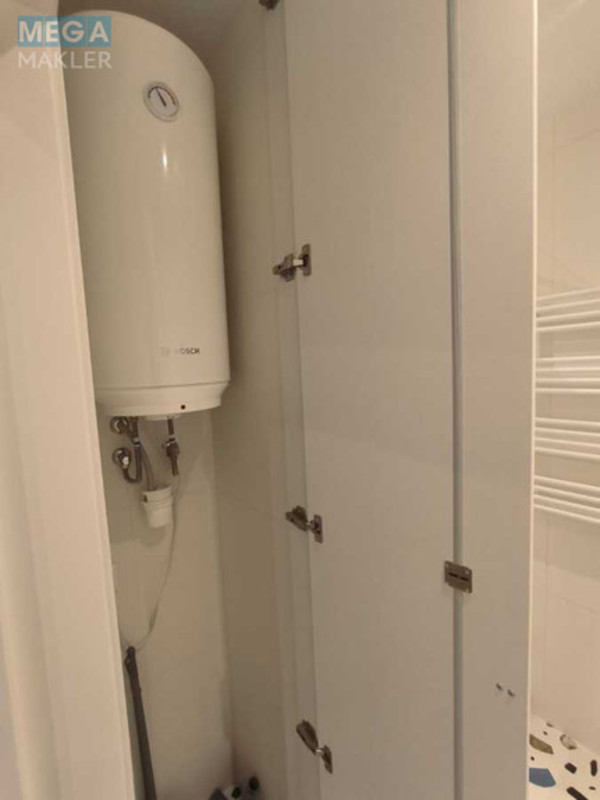 Оренда 1 кімнатної квартири, <a class="location-link" href="/kiev/" title="Недвижимость Київ">Київ</a>, <a class="location-link" href="/kiev/darnickij/" title="Недвижимость Дарницький район">Дарницький р-н</a>, Дніпровська наб., 26Г (изображение 10)