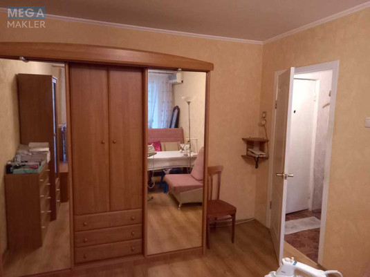 Оренда 1 кімнатної квартири, <a class="location-link" href="/odessa/" title="Недвижимость Одеса">Одеса</a>, <a class="location-link" href="/odessa/suvorovskij/" title="Недвижимость Суворовський район">Суворовський р-н</a>, Князя Великого Владимира, 147/2 (изображение 4)