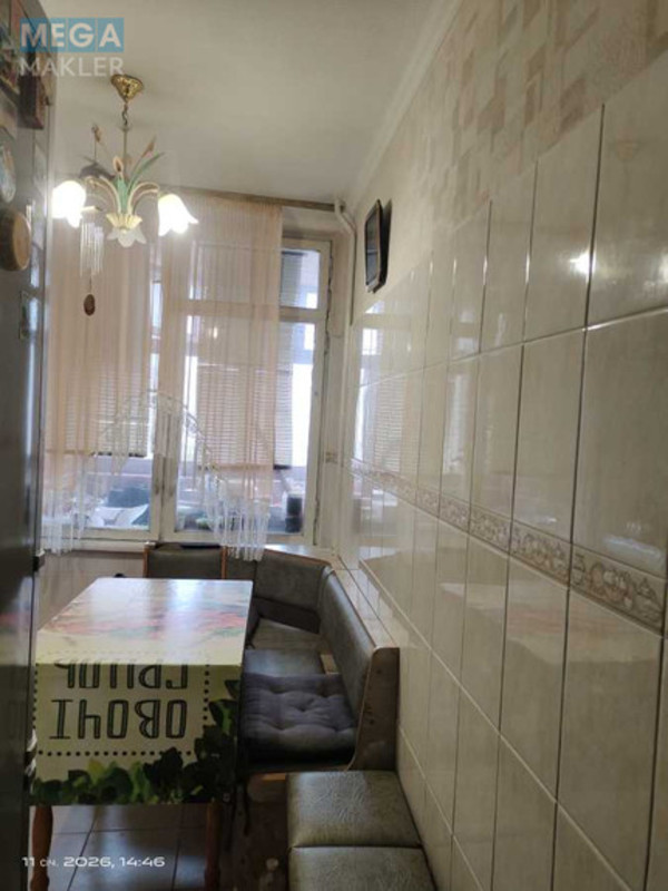 Продаж 1 кімнатної квартири (38,3/18/6,1), 9 пов. 12 пов. будинку, <a class="location-link" href="/kiev/" title="Недвижимость Київ">Київ</a>, <a class="location-link" href="/kiev/dneprovskij/" title="Недвижимость Дніпровський район">Дніпровський р-н</a>, Космическая ул., 4 (изображение 8)