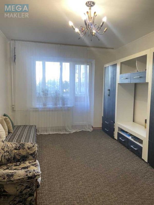 Продаж 3 кімнатної квартири (72,4/45,2/6), 4 пов. 9 пов. будинку, <a class="location-link" href="/kiev/" title="Недвижимость Київ">Київ</a>, <a class="location-link" href="/kiev/darnickij/" title="Недвижимость Дарницький район">Дарницький р-н</a>, Ревуцького вул., 13 (изображение 4)