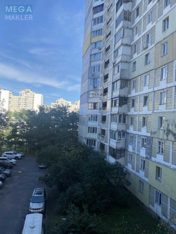 Продаж 3 кімнатної квартири (72,4/45,2/6), 4 пов. 9 пов. будинку, <a class="location-link" href="/kiev/" title="Недвижимость Київ">Київ</a>, <a class="location-link" href="/kiev/darnickij/" title="Недвижимость Дарницький район">Дарницький р-н</a>, Ревуцького вул., 13 (изображение 7)