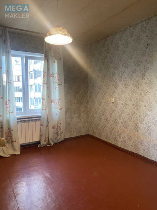 Продаж 3 кімнатної квартири (72,4/45,2/6), 4 пов. 9 пов. будинку, <a class="location-link" href="/kiev/" title="Недвижимость Київ">Київ</a>, <a class="location-link" href="/kiev/darnickij/" title="Недвижимость Дарницький район">Дарницький р-н</a>, Ревуцького вул., 13 (изображение 8)