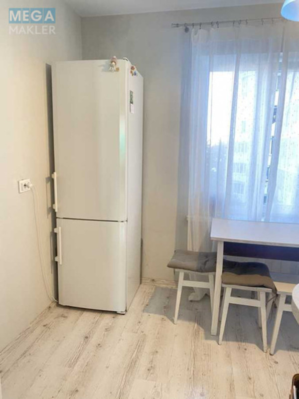 Продаж 3 кімнатної квартири (72,4/45,2/6), 4 пов. 9 пов. будинку, <a class="location-link" href="/kiev/" title="Недвижимость Київ">Київ</a>, <a class="location-link" href="/kiev/darnickij/" title="Недвижимость Дарницький район">Дарницький р-н</a>, Ревуцького вул., 13 (изображение 10)