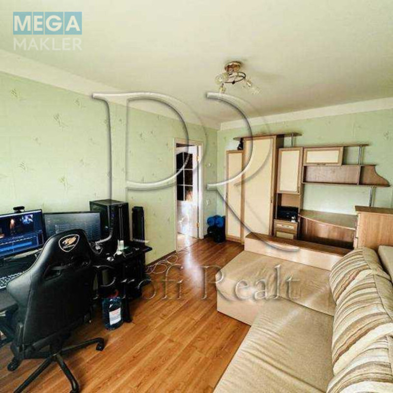 Продаж 1 кімнатної квартири (31/15/7), 5 пов. 5 пов. будинку, <a class="location-link" href="/kiev/" title="Недвижимость Київ">Київ</a>, <a class="location-link" href="/kiev/svyatoshinskij/" title="Недвижимость Святошинський район">Святошинський р-н</a>, Сімї Сосніних вул., 8 (изображение 7)