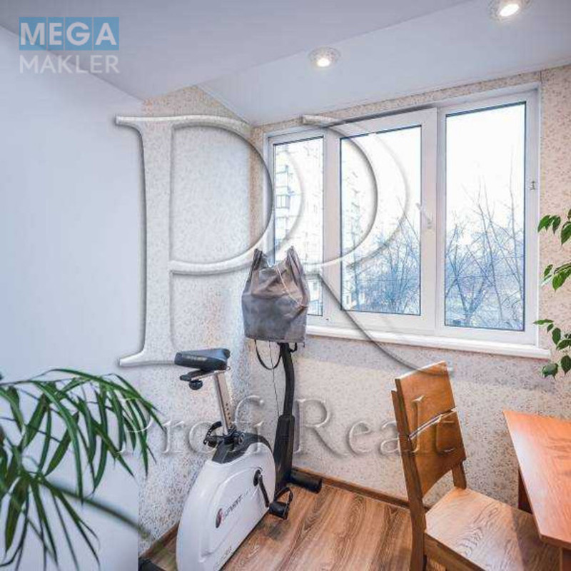 Продаж 3 кімнатної квартири (68/40/8), 3 пов. 9 пов. будинку, <a class="location-link" href="/kiev/" title="Недвижимость Київ">Київ</a>, <a class="location-link" href="/kiev/darnickij/" title="Недвижимость Дарницький район">Дарницький р-н</a>, Шевельова Юрія вулиця, 49/20 (изображение 9)