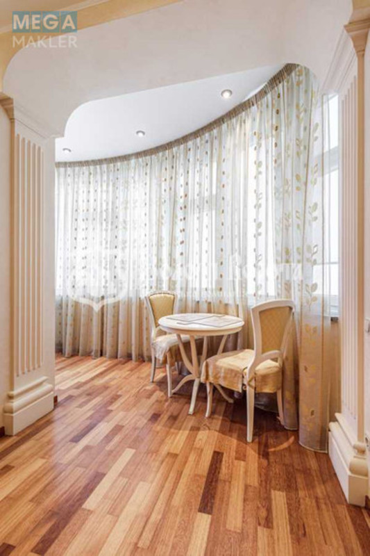 Продаж 4 кімнатної квартири (210/83/47,5), 11 пов. 17 пов. будинку, <a class="location-link" href="/kiev/" title="Недвижимость Київ">Київ</a>, <a class="location-link" href="/kiev/pecherskij/" title="Недвижимость Печерський район">Печерський р-н</a>, Старонаводницька вул., 13 (изображение 15)