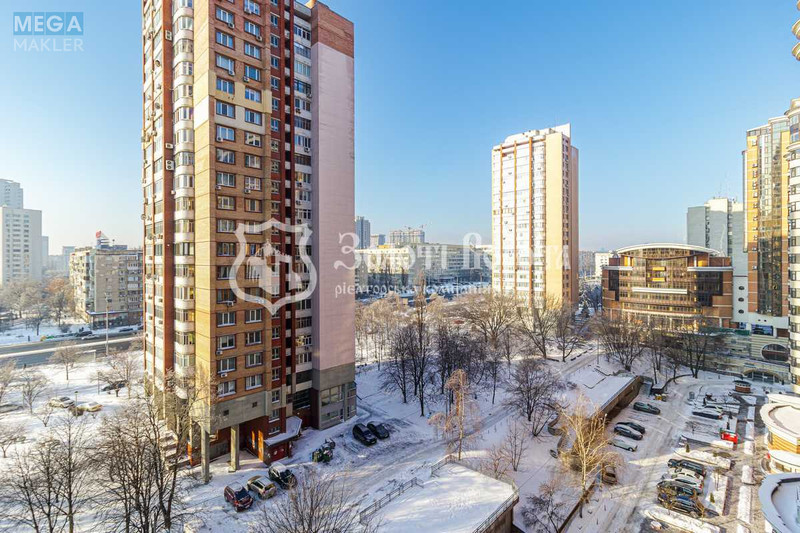 Продаж 4 кімнатної квартири (210/83/47,5), 11 пов. 17 пов. будинку, <a class="location-link" href="/kiev/" title="Недвижимость Київ">Київ</a>, <a class="location-link" href="/kiev/pecherskij/" title="Недвижимость Печерський район">Печерський р-н</a>, Старонаводницька вул., 13 (изображение 23)