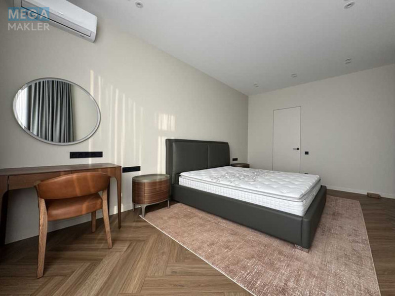 Оренда 2 кімнатної квартири, <a class="location-link" href="/kiev/" title="Недвижимость Київ">Київ</a>, <a class="location-link" href="/kiev/pecherskij/" title="Недвижимость Печерський район">Печерський р-н</a>, Василия Тютюнника ул., 39 (изображение 2)