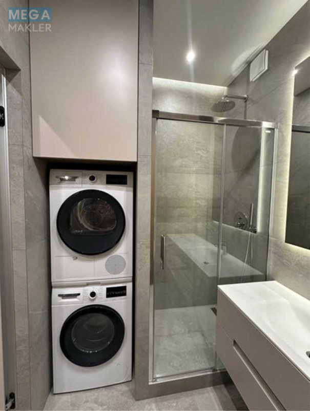 Оренда 2 кімнатної квартири, <a class="location-link" href="/kiev/" title="Недвижимость Київ">Київ</a>, <a class="location-link" href="/kiev/pecherskij/" title="Недвижимость Печерський район">Печерський р-н</a>, Василия Тютюнника ул., 39 (изображение 8)