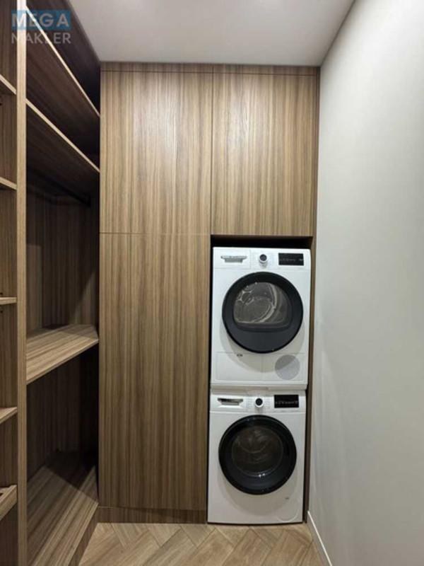 Оренда 2 кімнатної квартири, <a class="location-link" href="/kiev/" title="Недвижимость Київ">Київ</a>, <a class="location-link" href="/kiev/pecherskij/" title="Недвижимость Печерський район">Печерський р-н</a>, Василия Тютюнника ул., 39 (изображение 23)