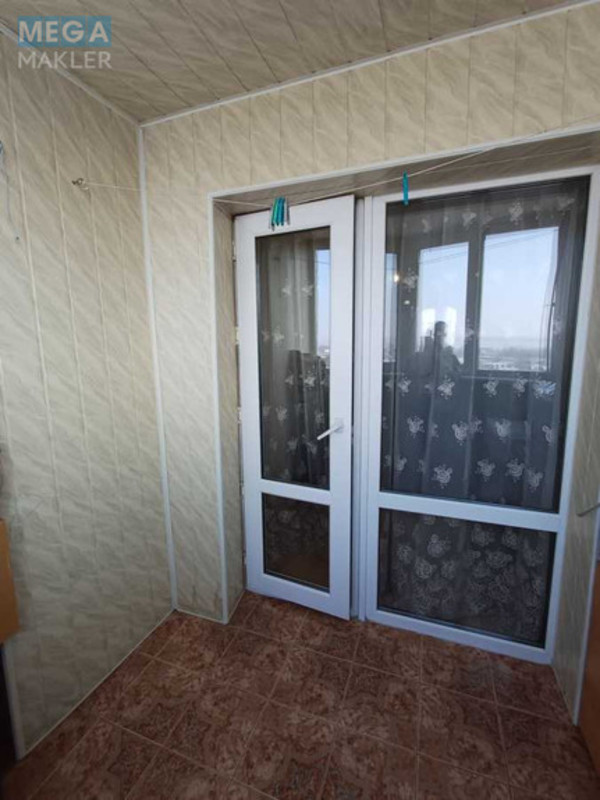 Продаж 3 кімнатної квартири (71/43/8), 9 пов. 12 пов. будинку, <a class="location-link" href="/odessa/" title="Недвижимость Одеса">Одеса</a>, <a class="location-link" href="/odessa/suvorovskij/" title="Недвижимость Суворовський район">Суворовський р-н</a>, Князя Володимира Великого, 70 (изображение 7)