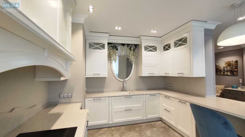 Продаж 3 кімнатної квартири (102/58/14), 15 пов. 20 пов. будинку, <a class="location-link" href="/kiev/" title="Недвижимость Київ">Київ</a>, <a class="location-link" href="/kiev/goloseevskij/" title="Недвижимость Голосіївський район">Голосіївський р-н</a>, Маршала Конева ул., 10/1 (изображение 6)